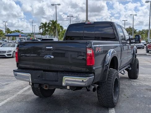 Used 2014 Ford F250 Lariat w/ Chrome Package image 5