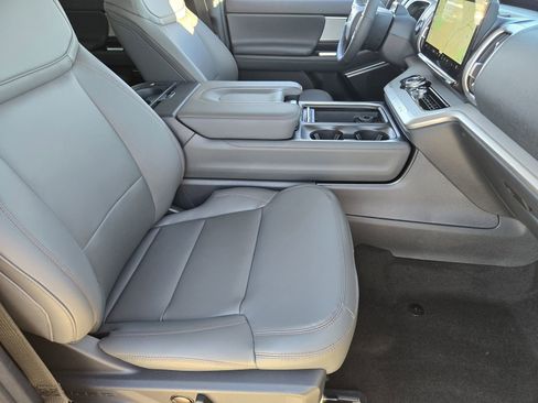 New 2025 Ford Expedition Max Active image 46