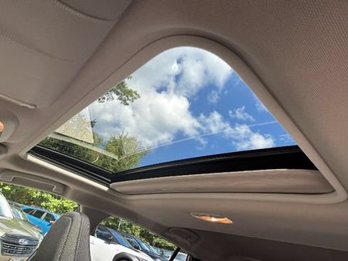 Certified 2024 Subaru Crosstrek 2.0i Premium AWD/4WD image 34