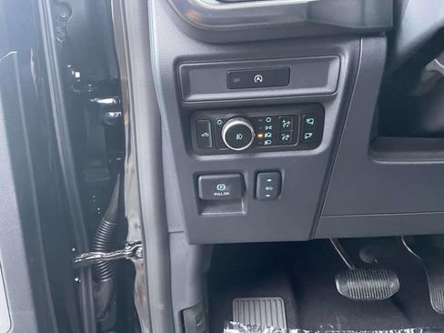 Used 2025 Ford F150 Lariat w/ Equipment Group 502A High AWD/4WD image 15