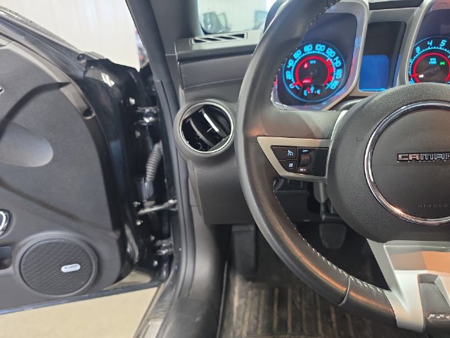 Used 2010 Chevrolet Camaro SS w/ LPO, Ground Effects Package RWD image 11