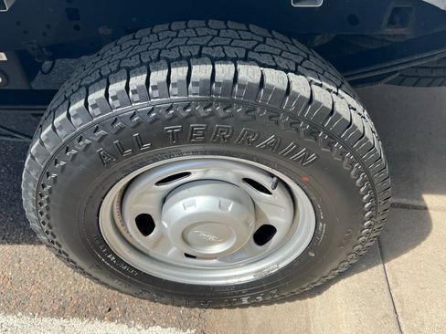 Used 2018 Ford F250 XL w/ Power Equipment Group RWD image 10
