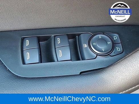 Used 2022 Chevrolet Blazer LT image 22