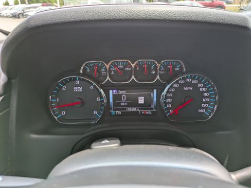 Used 2018 GMC Yukon XL SLT AWD/4WD image 37