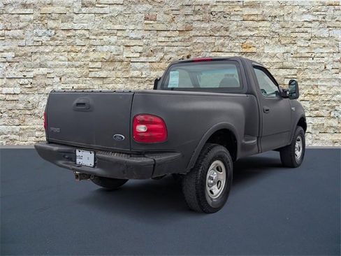 Used 1999 Ford F150 XLT image 7