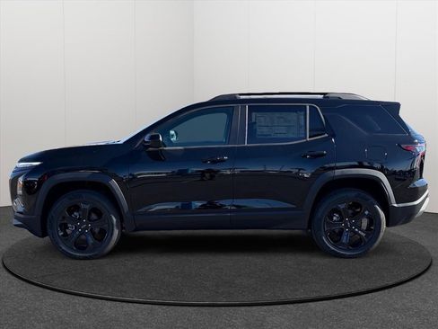 New 2026 Chevrolet Equinox LT w/ Convenience Package II image 2