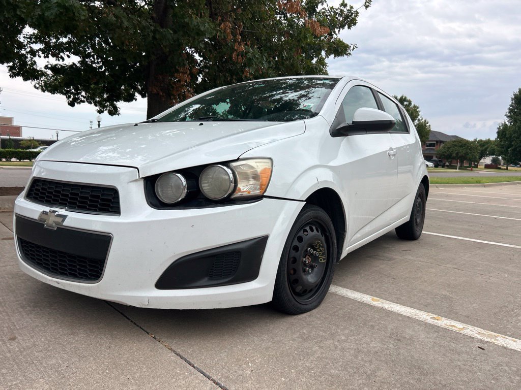 Used 2014 Chevrolet Sonic LS FWD image 5