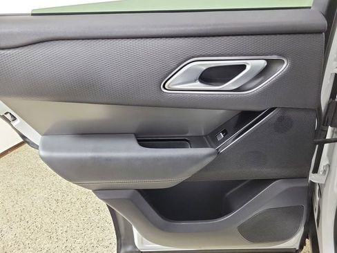 Used 2021 Land Rover Range Rover Velar S AWD/4WD image 14
