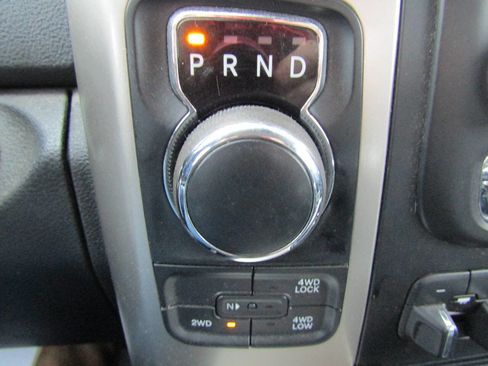 Used 2014 RAM 1500 Outdoorsman image 11