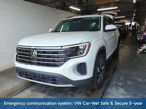 Used 2025 Volkswagen Atlas SE AWD/4WD image 15