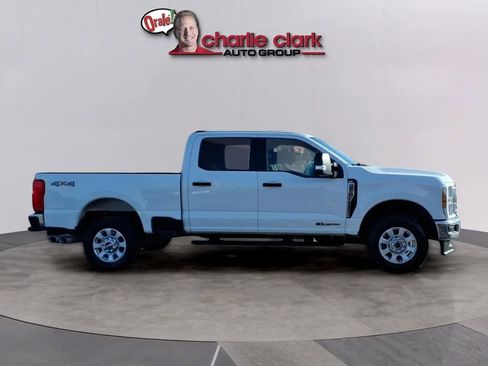 Used 2024 Ford F250 XLT AWD/4WD image 6