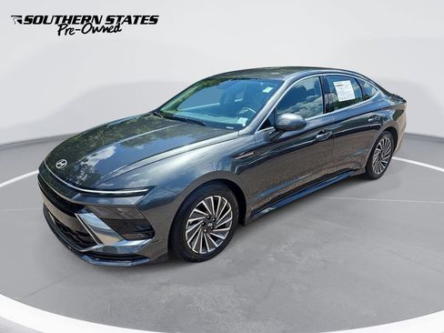 Certified 2025 Hyundai Sonata SEL FWD image 1