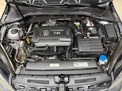 Used 2018 Volkswagen Golf Alltrack AWD/4WD image 7