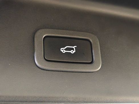 Used 2021 Land Rover Range Rover Westminster Edition image 39