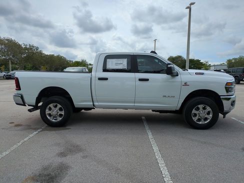 New 2026 RAM 2500 Big Horn AWD/4WD image 4