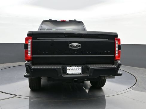 New 2026 Ford F250 Lariat w/ Black Appearance Package AWD/4WD image 8