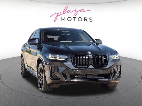 Used 2024 BMW X4 M40i AWD/4WD image 3