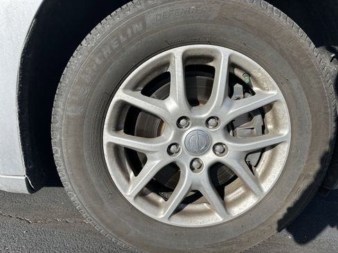 Used 2020 Chrysler Pacifica Touring-L image 13