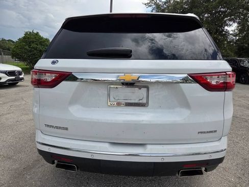 Used 2020 Chevrolet Traverse Premier FWD image 6