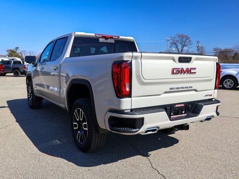 New 2026 GMC Sierra 1500 AT4 w/ AT4 Premium Package image 27