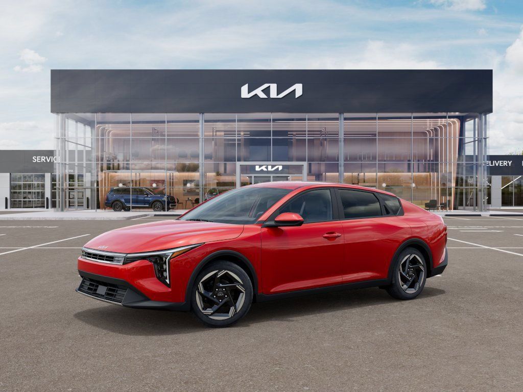 Used 2025 Kia K4 EX FWD image 3