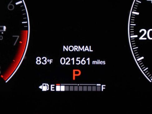 Used 2024 Honda HR-V LX image 32