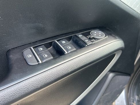 Certified 2024 Kia Soul LX w/ Option Group 015 image 2