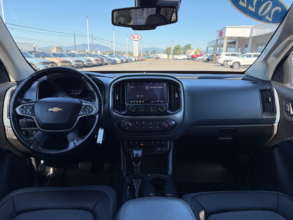 Used 2022 Chevrolet Colorado Z71 w/ Safety Package AWD/4WD image 21