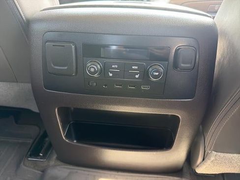 Used 2018 GMC Yukon Denali w/ Open Road Package AWD/4WD image 21