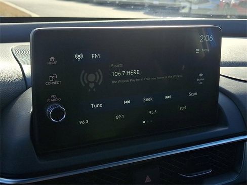 Certified 2025 Acura ADX A-Spec image 17