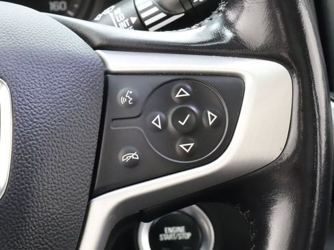 Used 2021 GMC Terrain SLT FWD image 16