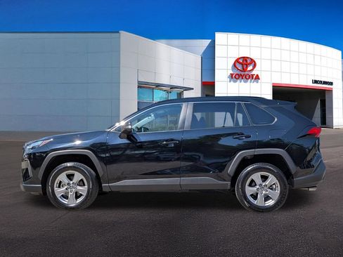 Used 2025 Toyota RAV4 XLE FWD image 13