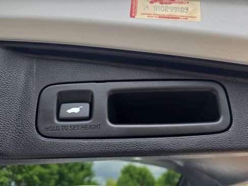 Used 2022 Honda CR-V EX-L image 13