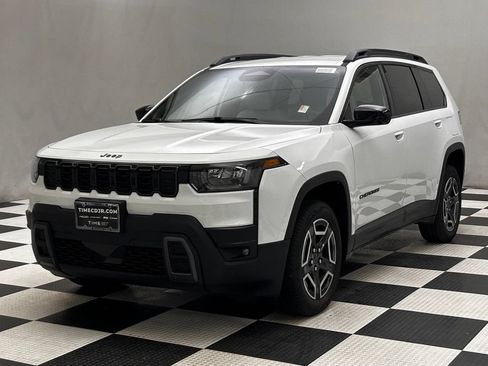 New 2026 Jeep Cherokee Laredo AWD/4WD image 4