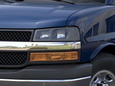 New 2026 Chevrolet Express 2500 w/ Driver Convenience Package RWD image 10