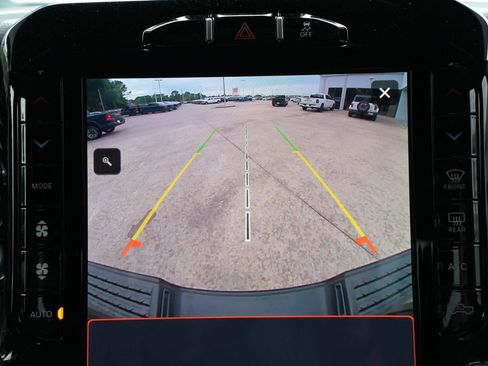 Used 2024 RAM 2500 Rebel AWD/4WD image 10