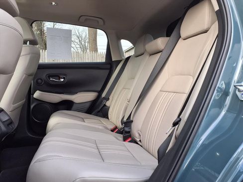 Used 2026 Honda HR-V EX-L image 8