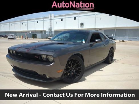 Used 2014 Dodge Challenger R/T w/ Blacktop Package image 1