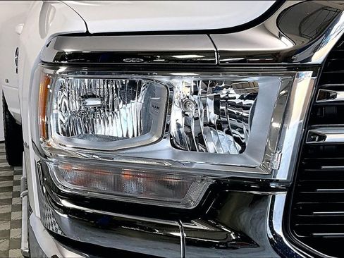 Used 2020 RAM 3500 Big Horn image 28