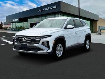 New 2025 Hyundai Tucson SE