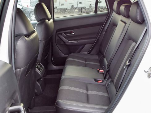 Used 2024 MAZDA CX-50 AWD 2.5 S w/ Preferred Package image 16