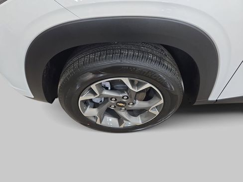 New 2026 Chevrolet Trax LT w/ Driver Confidence Package FWD image 30