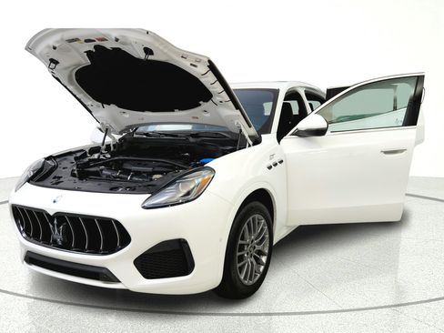 Used 2023 Maserati Grecale GT AWD/4WD image 10