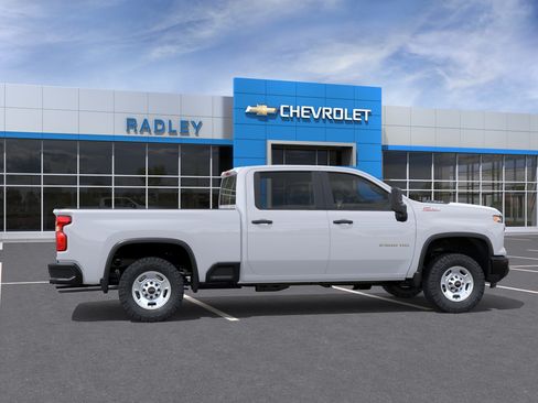 New 2026 Chevrolet Silverado 2500 W/T w/ Z71 Off-Road Package AWD/4WD image 5