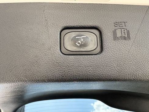 Used 2017 Ford Edge SEL w/ Equipment Group 201A FWD image 27