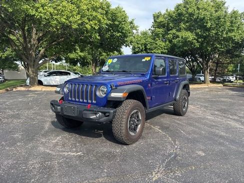 Used 2019 Jeep Wrangler Unlimited Rubicon w/ Dual Top Group AWD/4WD image 2