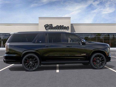 New 2026 Cadillac Escalade ESV V image 5