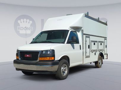 New 2025 GMC Savana 3500 w/ Power Convenience Package