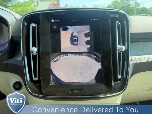 Certified 2024 Volvo XC40 B5 Plus w/ Protection Package Premier AWD/4WD image 34