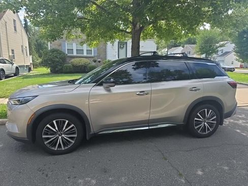 Used 2023 INFINITI QX60 Autograph w/ Cargo Package AWD/4WD image 3